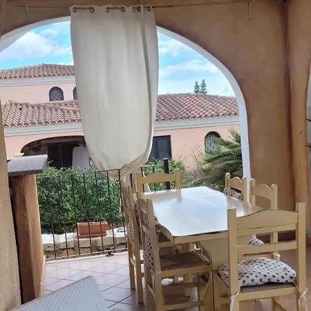 Casa Laura Апартаменты Монте Петросу