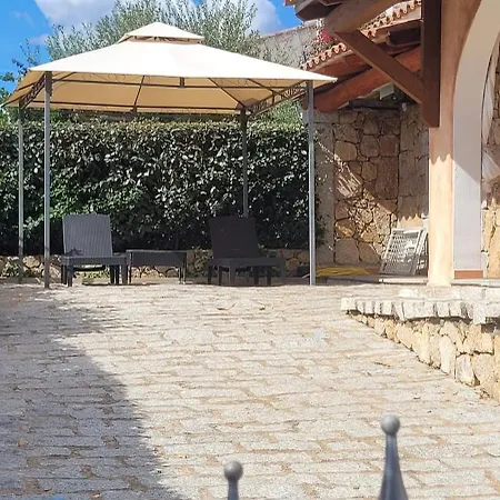 Casa Laura * Монте Петросу